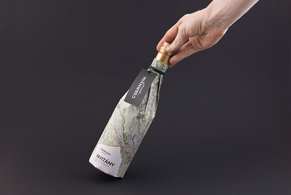 白葡萄酒插畫包裝設(shè)計(jì)