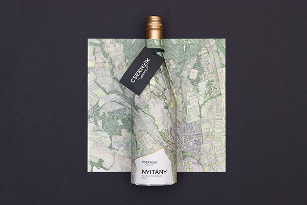 白葡萄酒插畫包裝設(shè)計(jì)