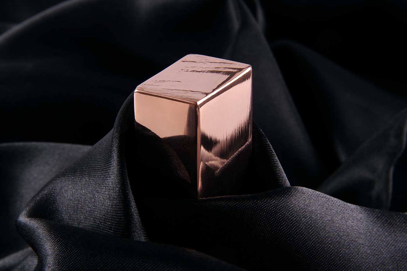 化妝品創(chuàng)意包裝設計