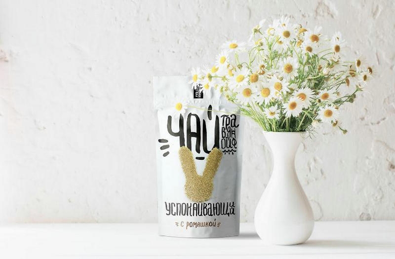 俄羅斯干草藥和漿果茶包裝設(shè)計